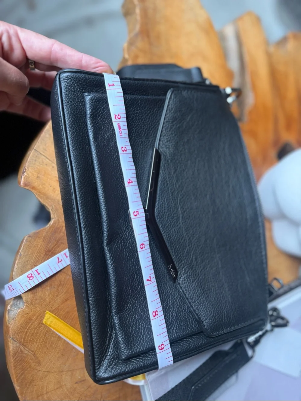 BOTKIER Black Leather Crossbody Bag with Adjustable Strap - Picture 5 of 6